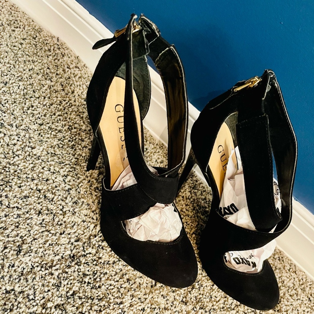 Guess heels